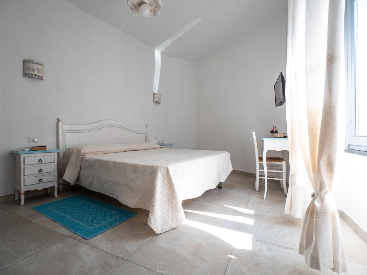 Affittacamere Solki SantʼAntìoco 외부 사진