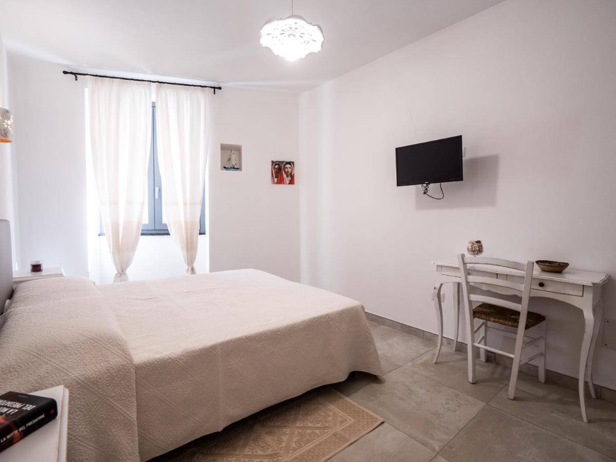 Affittacamere Solki SantʼAntìoco 외부 사진